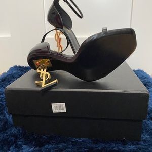 Ysl sandals.